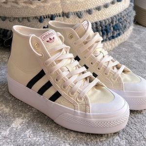 Adidas Nizza flat form mid tops size US 7